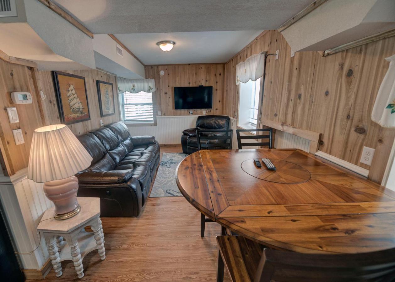 Outer Banks Motel - Village Accommodations Бъкстън Екстериор снимка