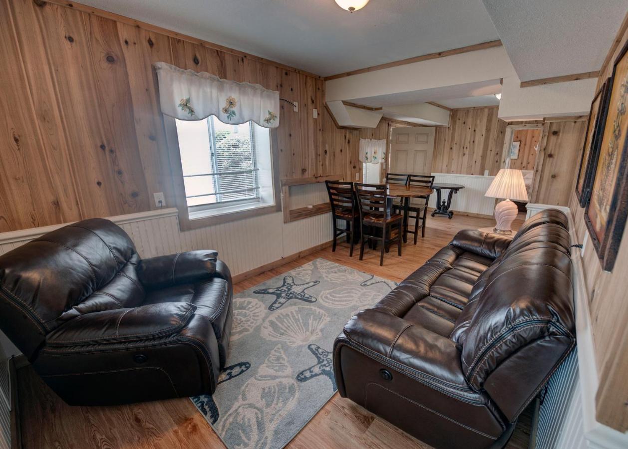 Outer Banks Motel - Village Accommodations Бъкстън Екстериор снимка