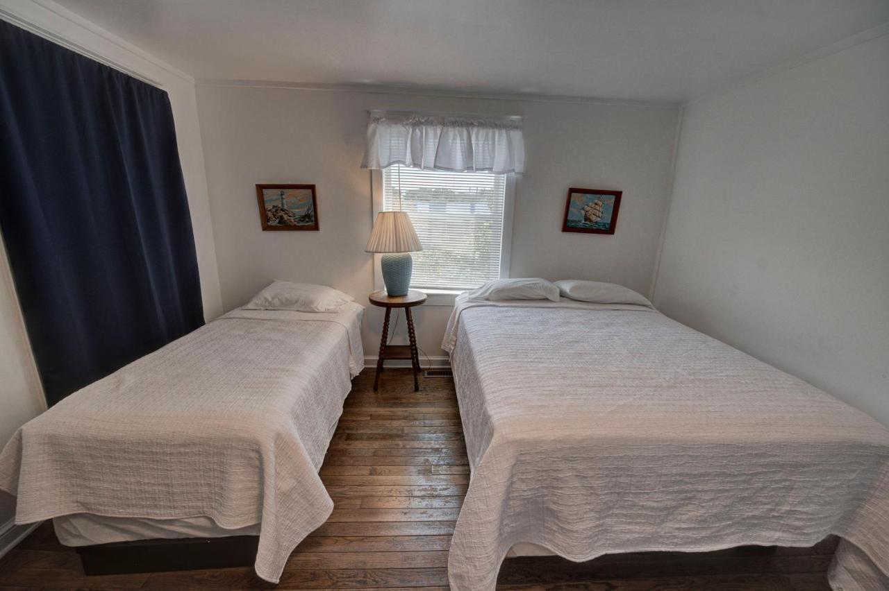Outer Banks Motel - Village Accommodations Бъкстън Екстериор снимка
