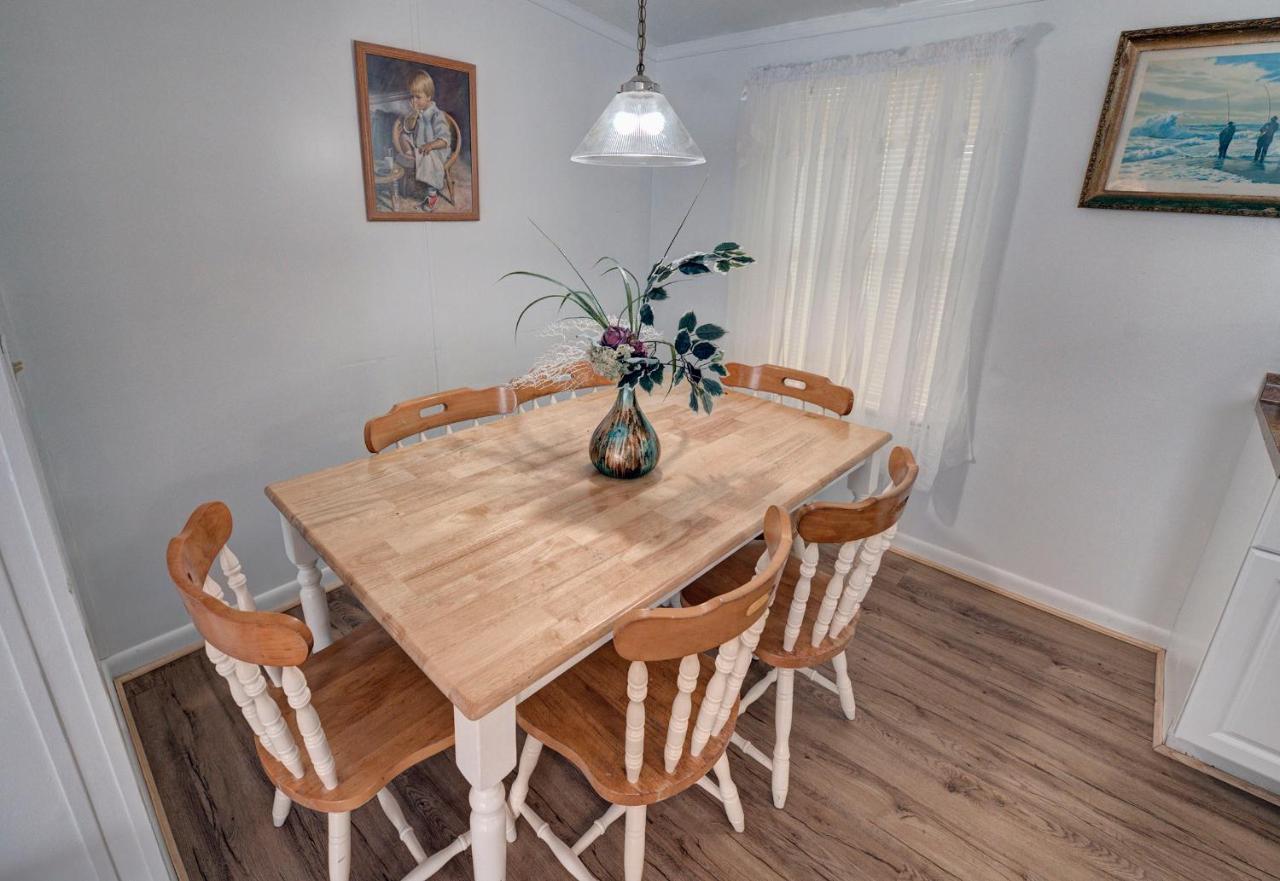 Outer Banks Motel - Village Accommodations Бъкстън Екстериор снимка