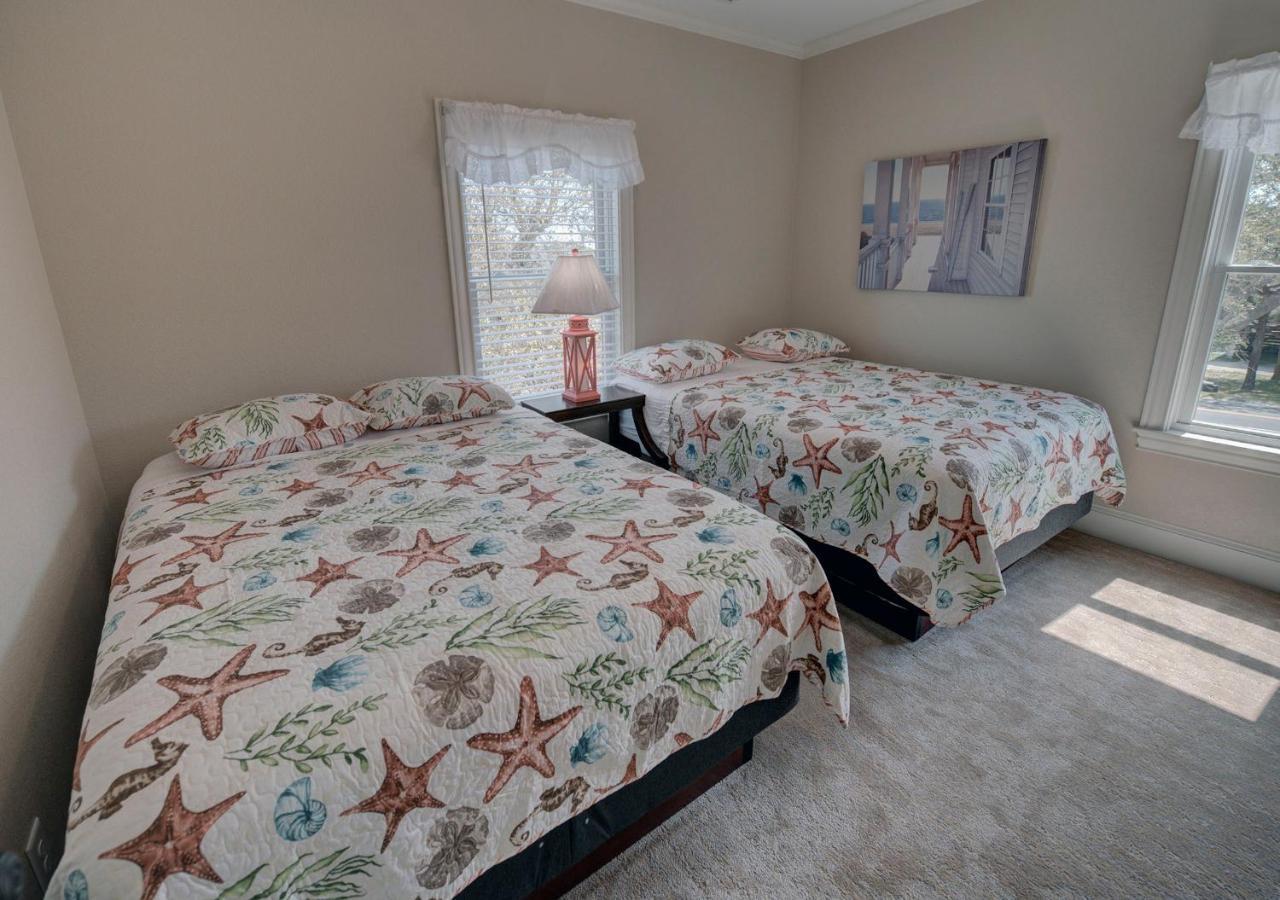 Outer Banks Motel - Village Accommodations Бъкстън Екстериор снимка